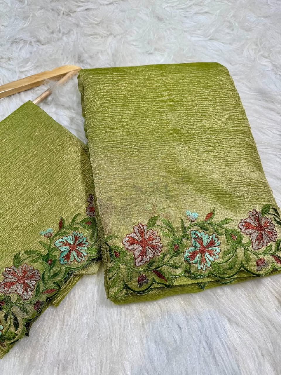 Gulnaar Blossom Saree