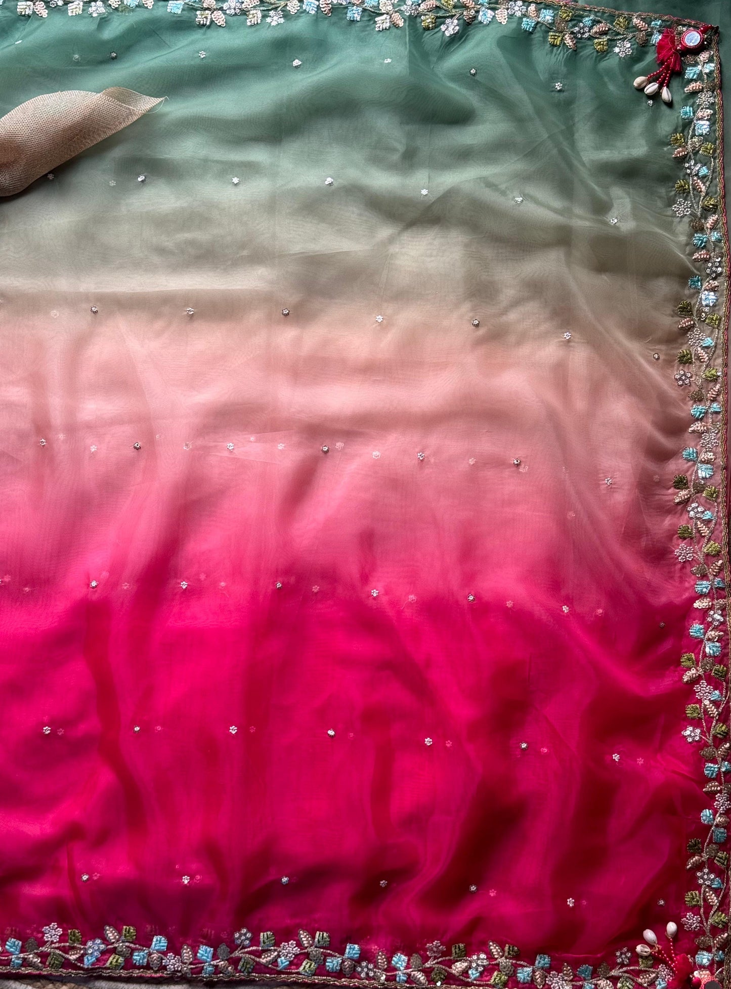 Pankhuri Shahi Saree