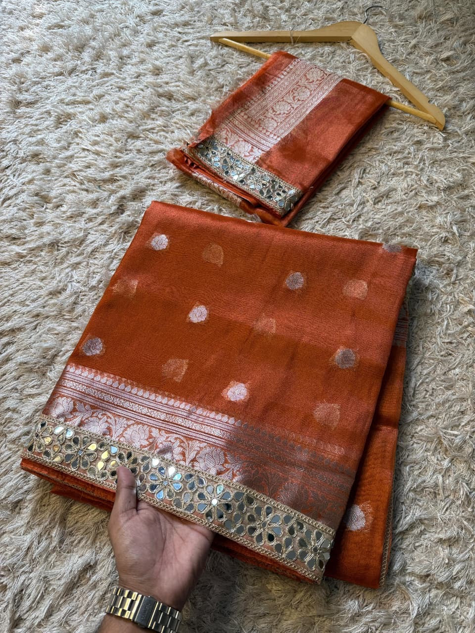 Zariya Elegance Saree