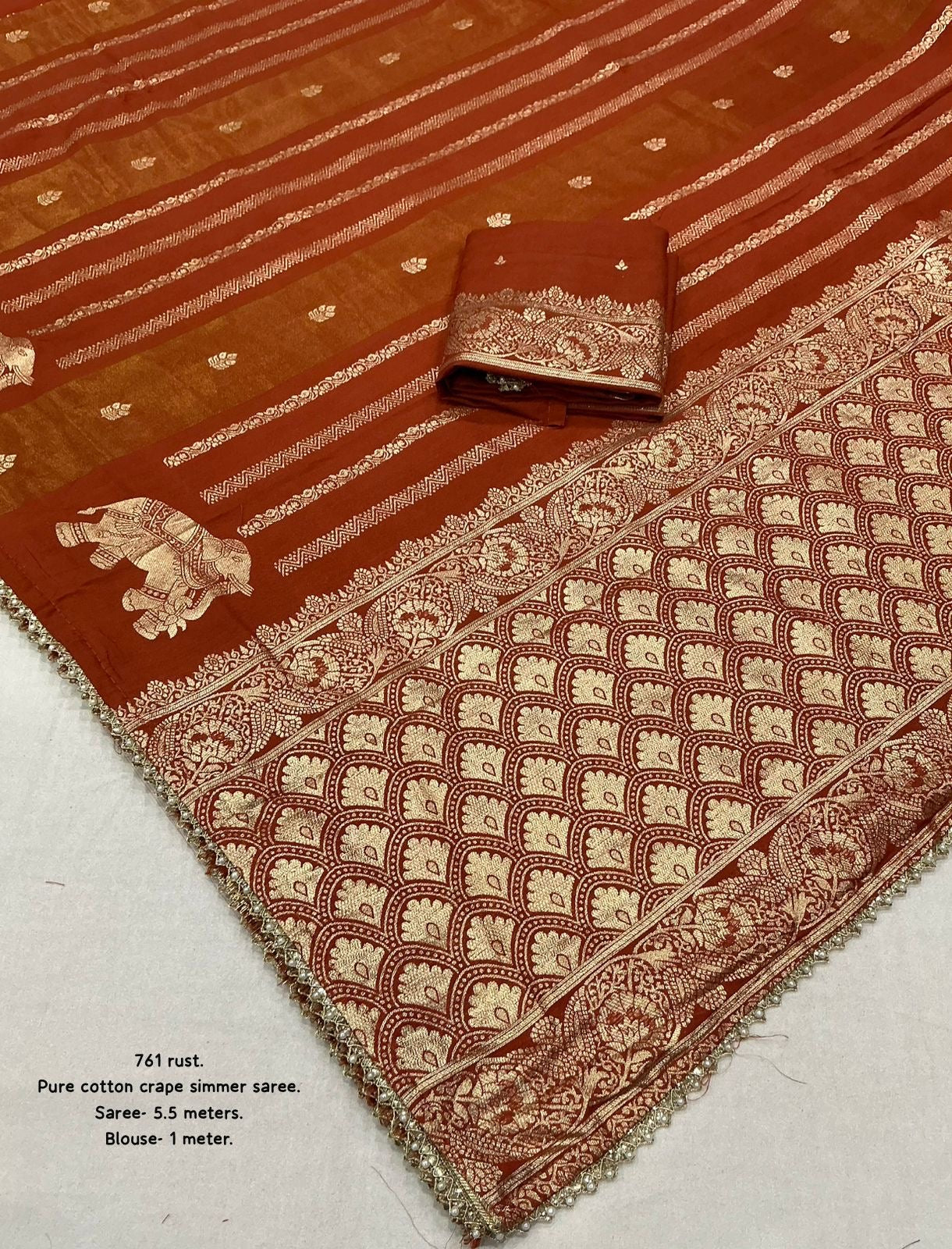 Rajsi Sunehri Saree