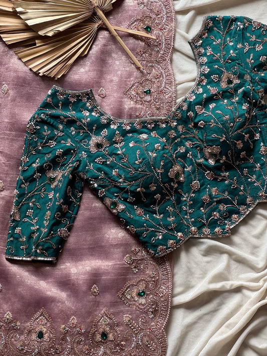 Surkh Saaj Saree