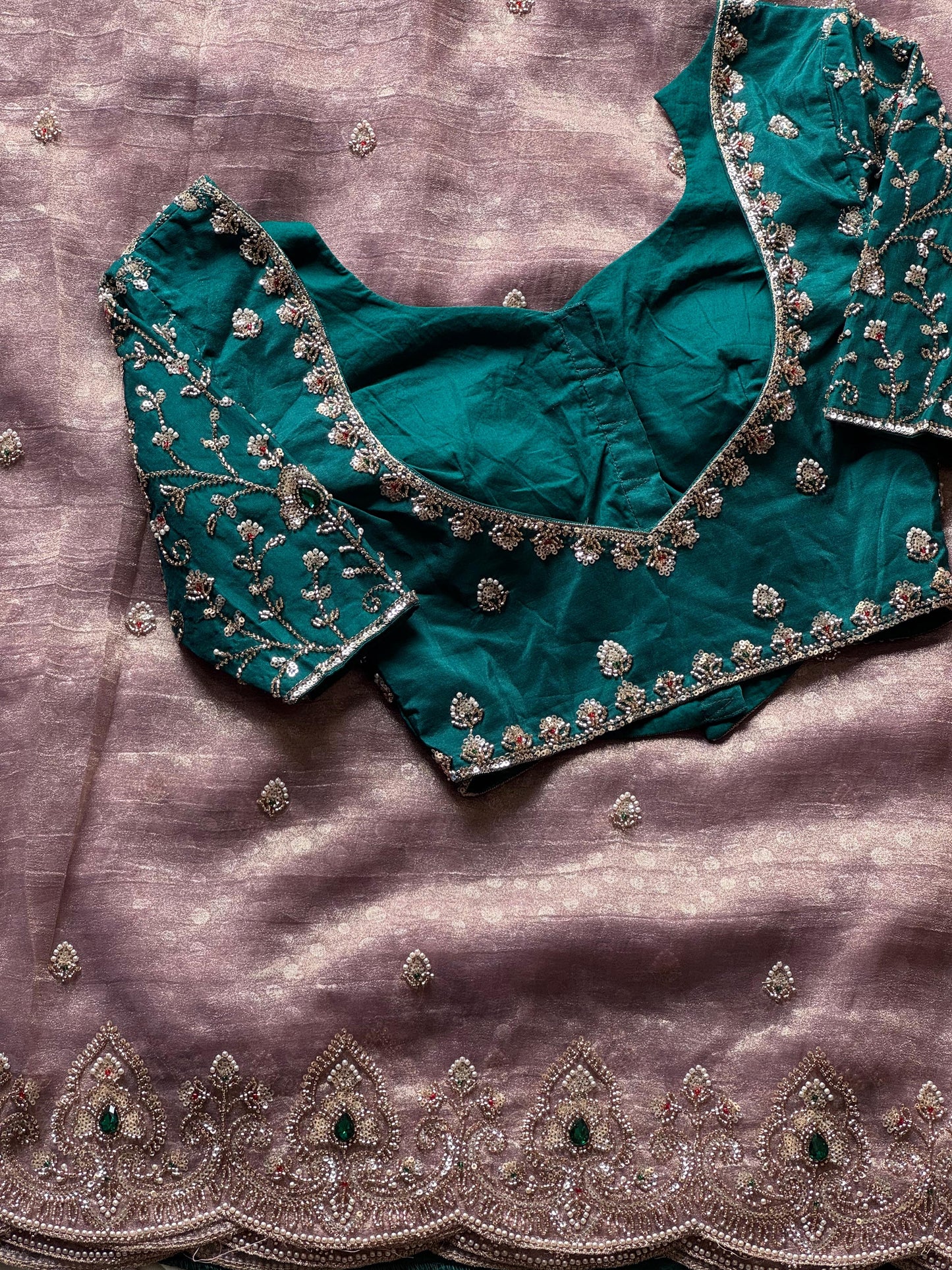 Surkh Saaj Saree