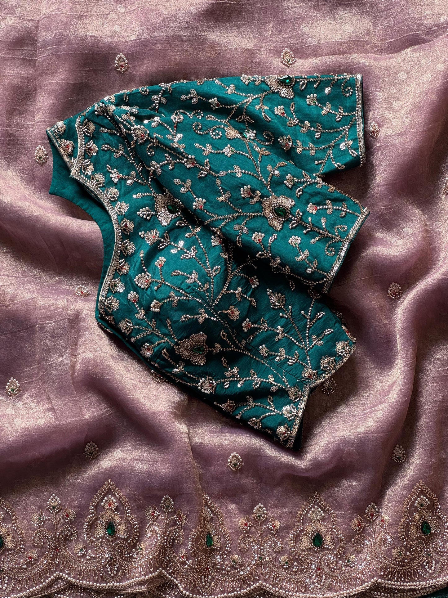 Surkh Saaj Saree