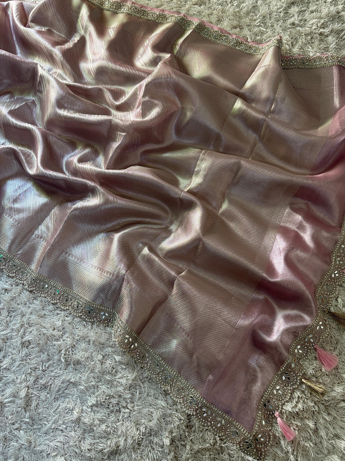 Meher Aasmaani Saree