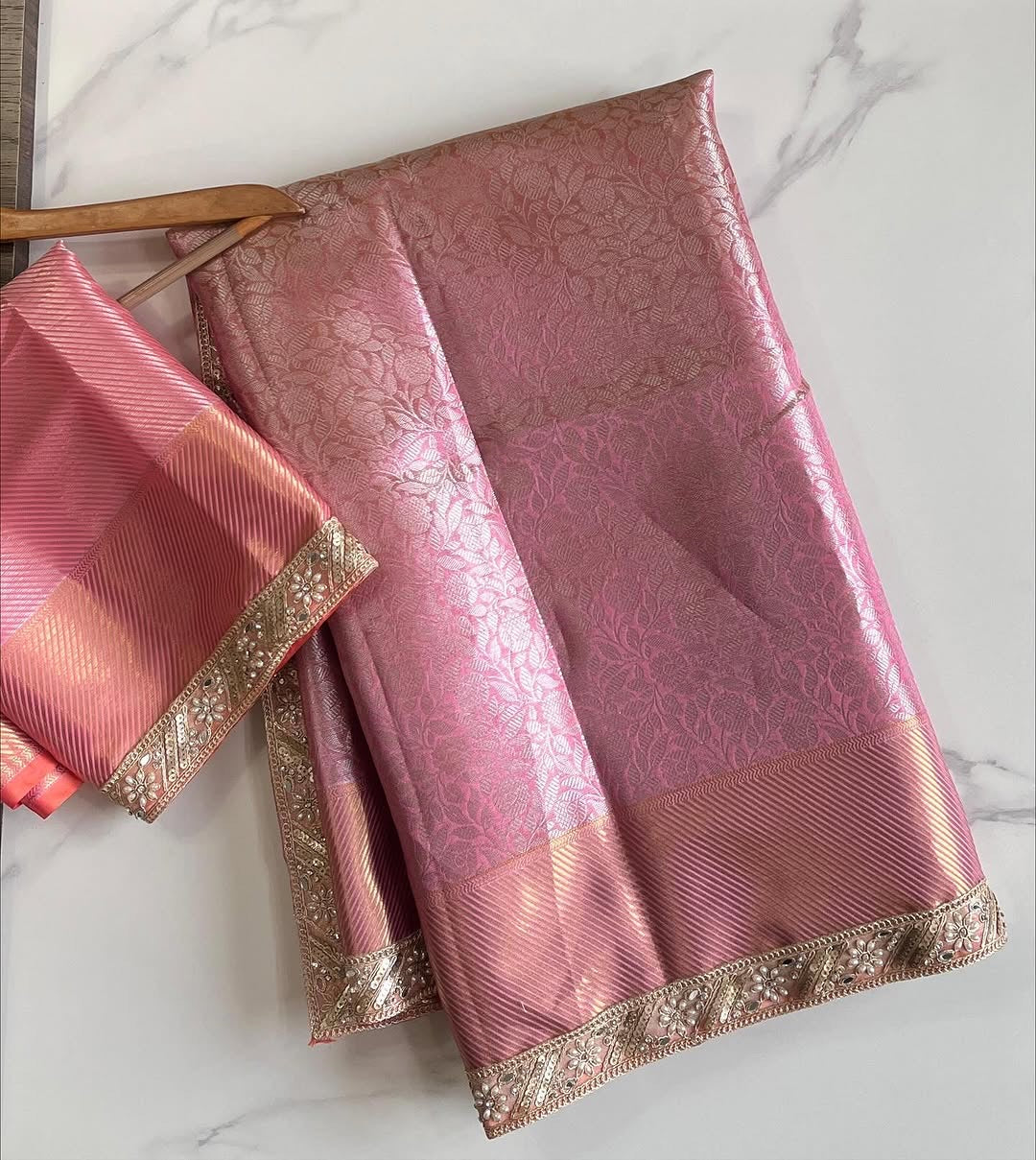 Gulpari Saree