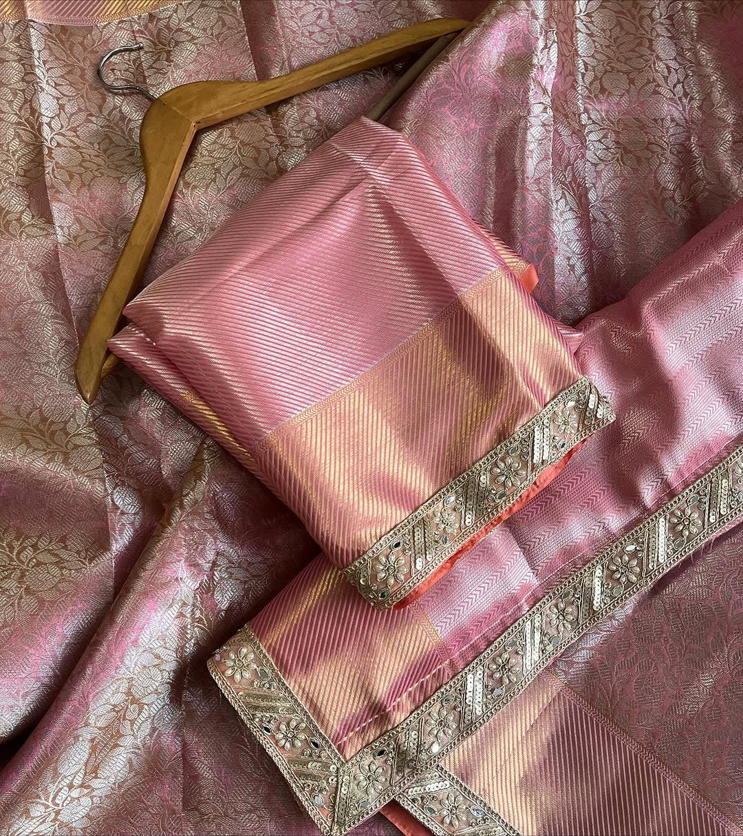 Gulpari Saree