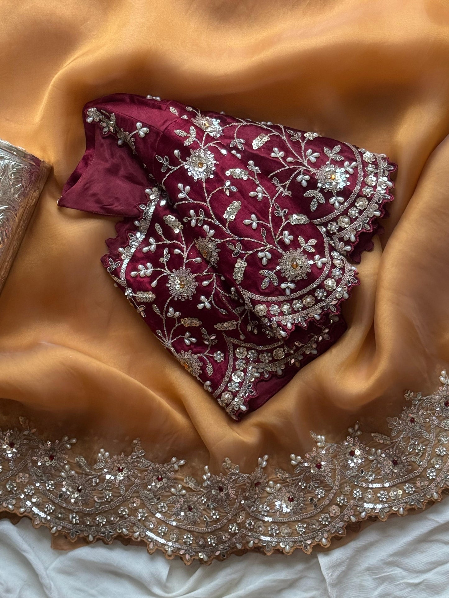 Sunehri Vatika Saree