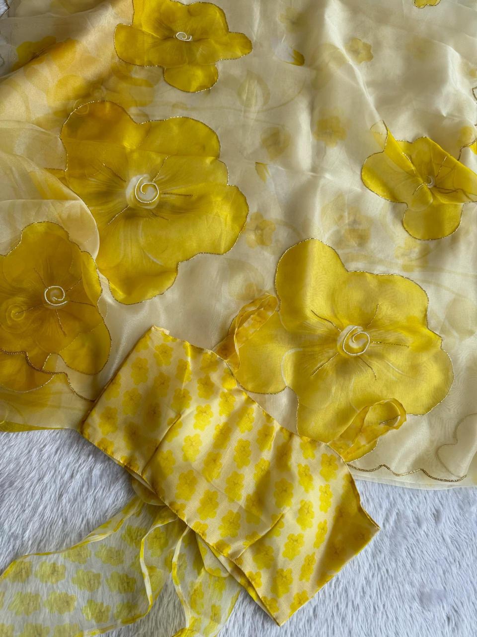 Kanika Elegance Saree