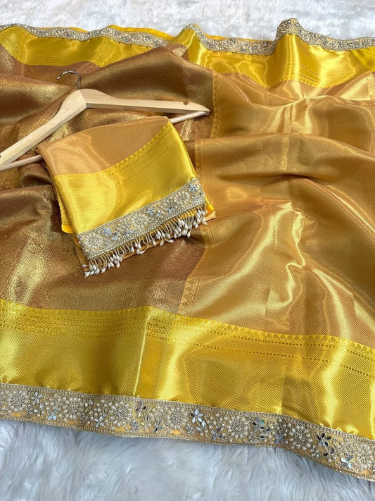 Sunehri Adaa Saree