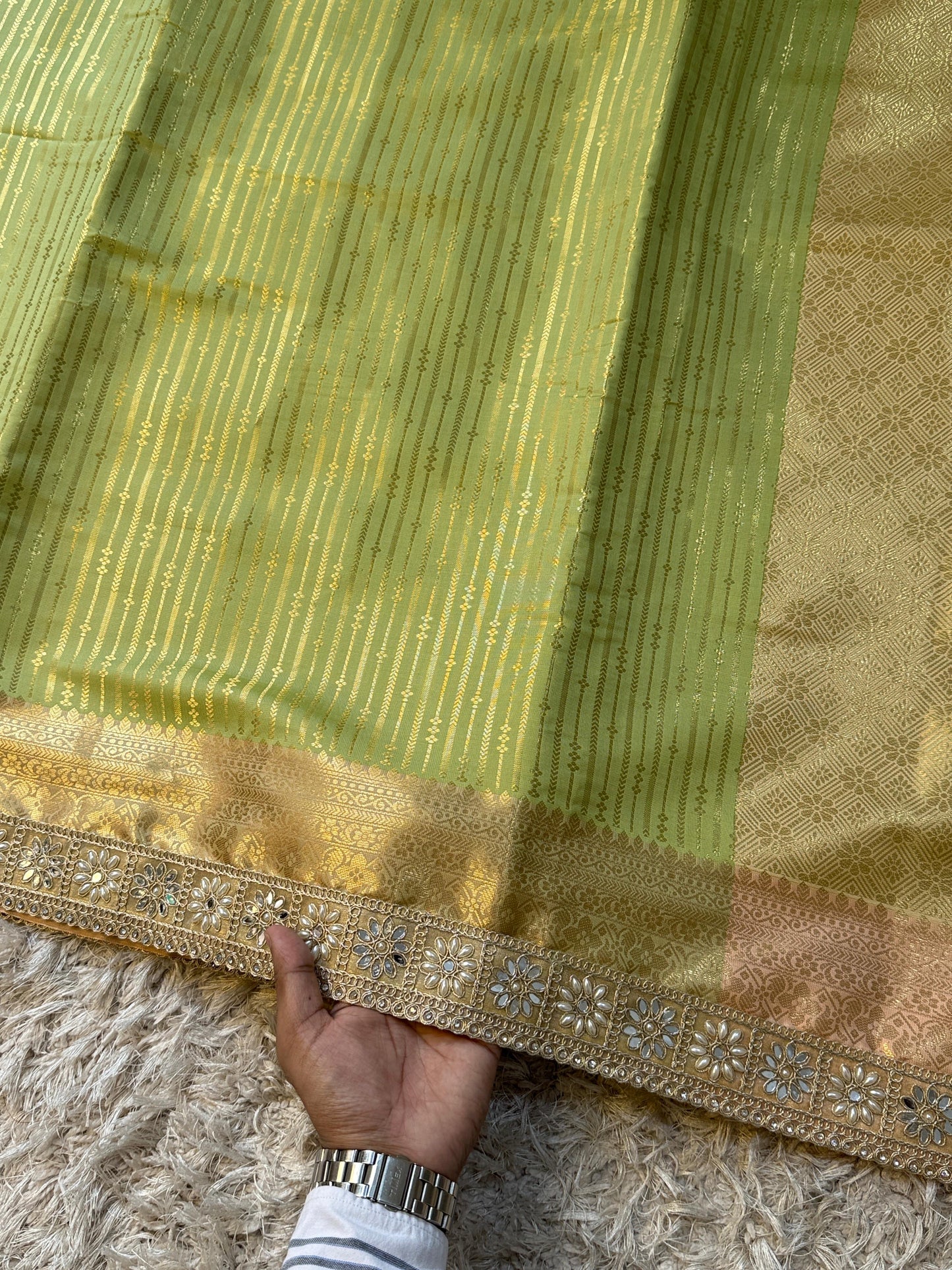 Pista Meher Saree