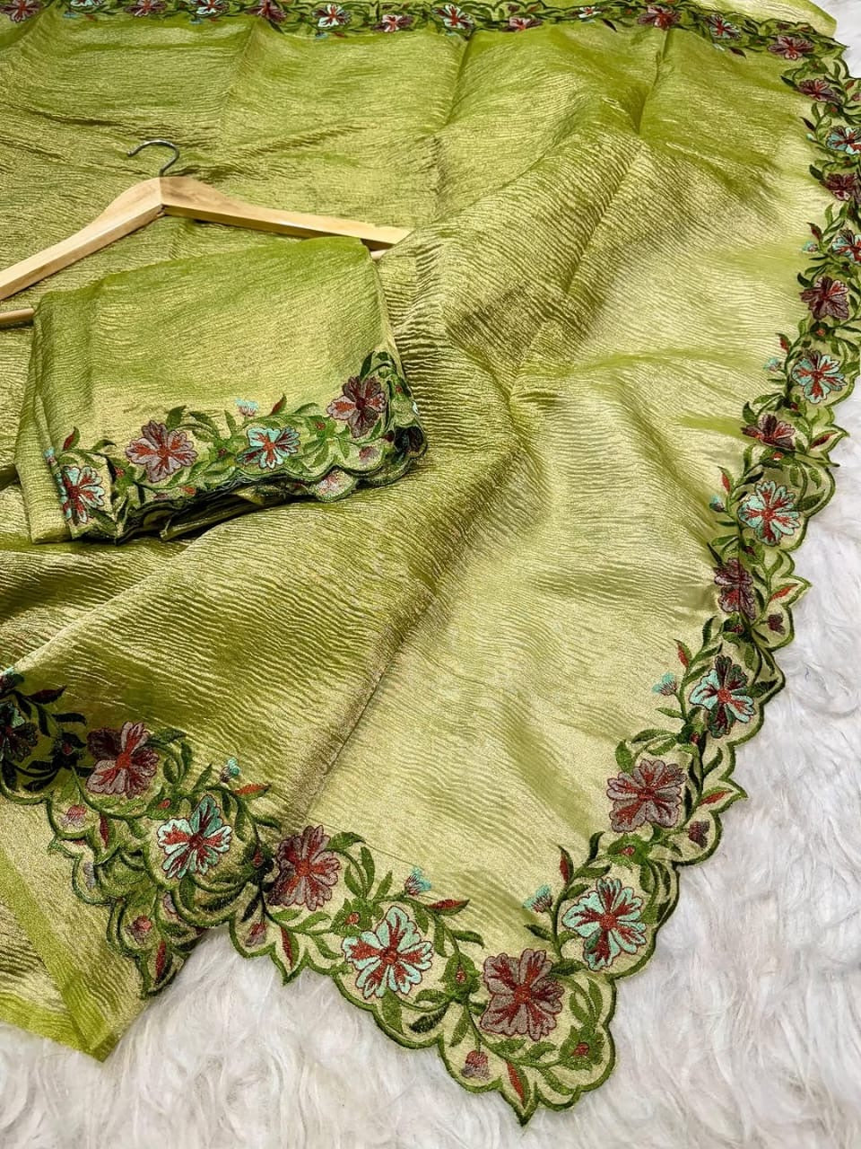 Gulnaar Blossom Saree