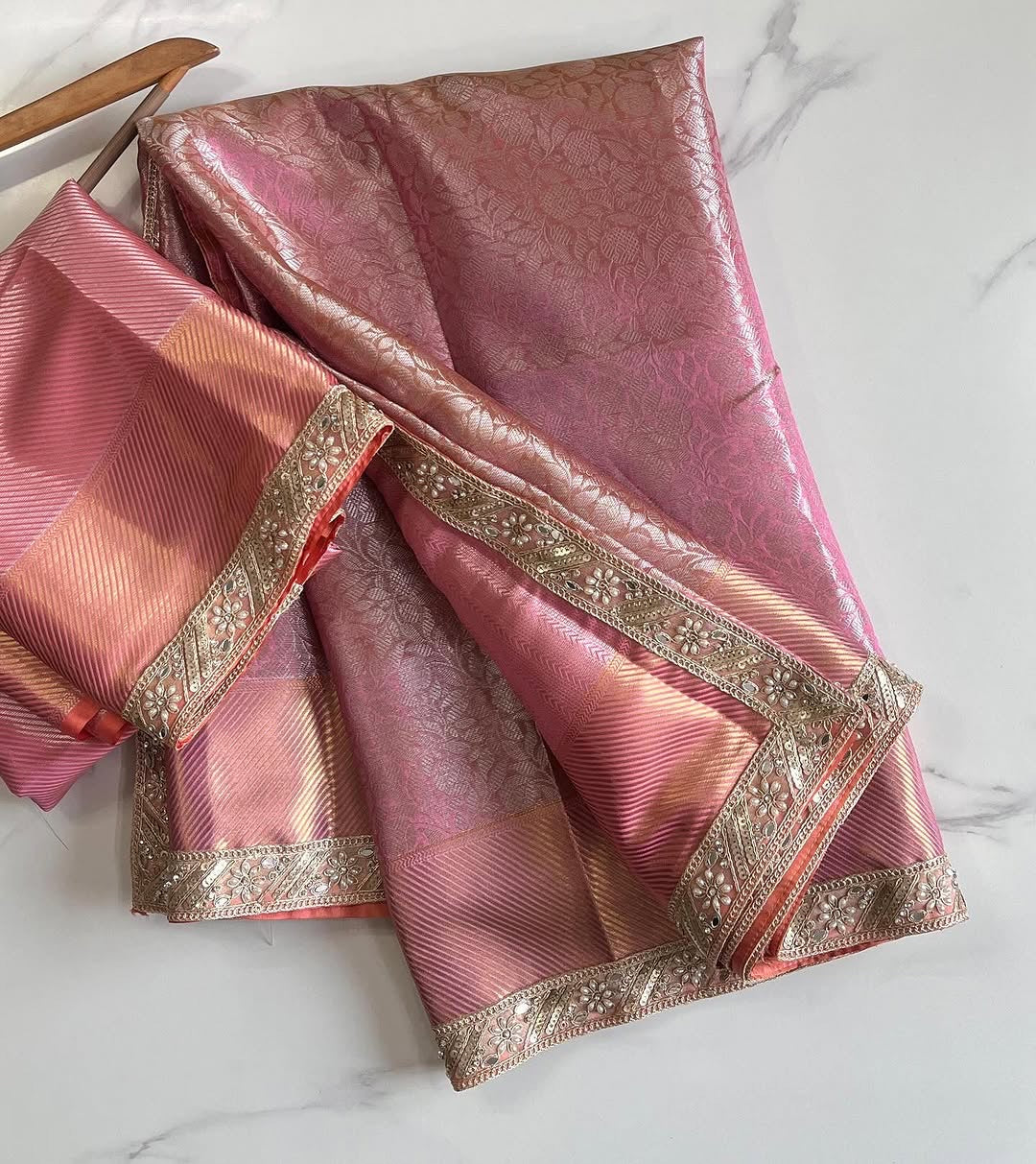 Gulpari Saree
